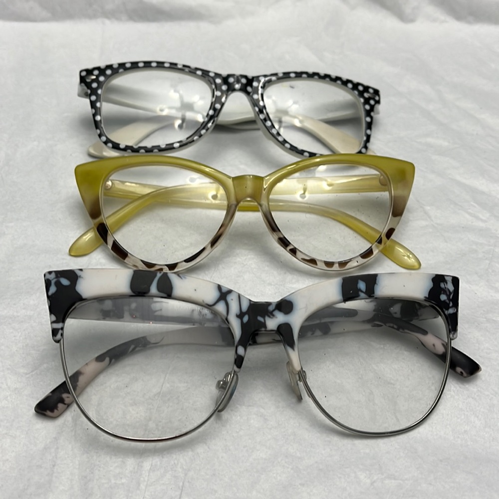 Set of 3 funky faux glasses
